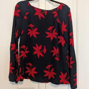 Women's Blouse by Banana Republic w/ Bell Sleeves Navy w/ Red Flowers sz Med